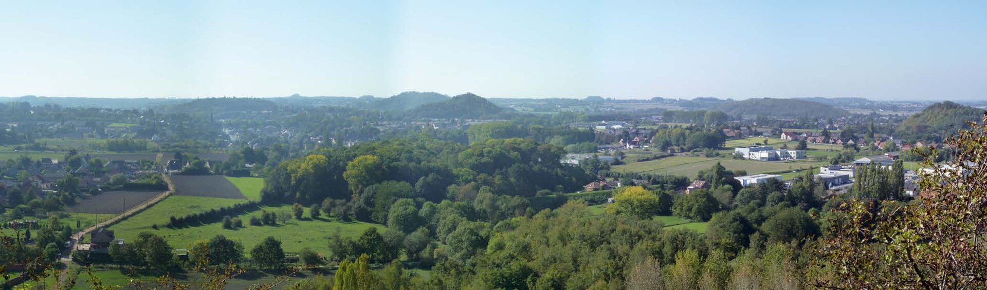 Panorama du Borinage depuis le terril du Crachet à Frameries
