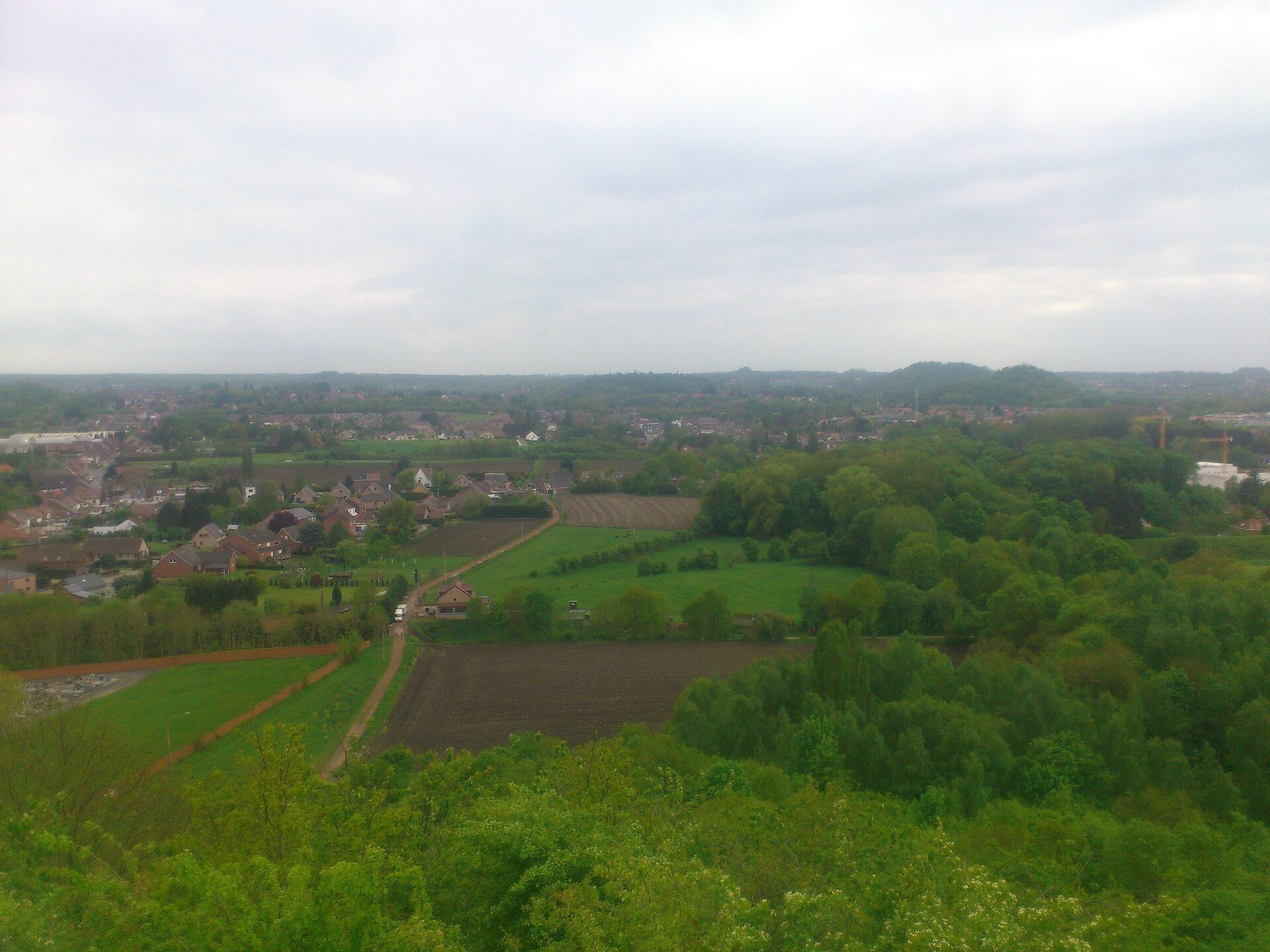 Vue depuis le terril de la Flache vers Wasmes et Pâturages
